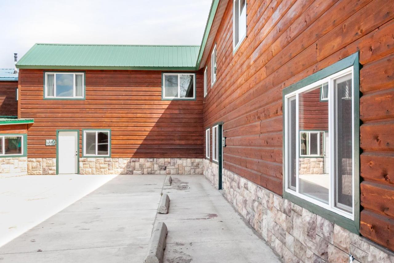 Circle R Motel East Glacier Park Village Exterior foto